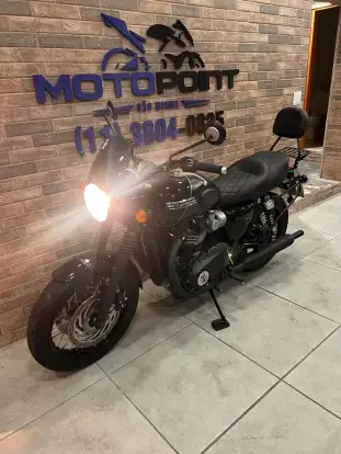 TRIUMPH-BONNEVILLE T120 BLACK 1200-2023