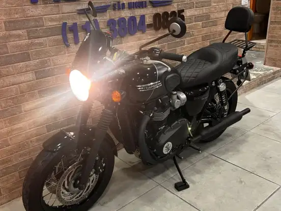 TRIUMPH-BONNEVILLE T120 BLACK 1200 TRIUMPH-BONNEVILLE T120 BLACK 1200-2023