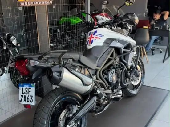 TRIUMPH-TIGER 800 XRX TRIUMPH-TIGER 800 XRX-2015