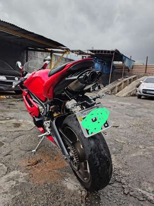 TRIUMPH-DAYTONA 675-2009