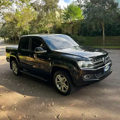 VOLKSWAGEN-AMAROK-2013