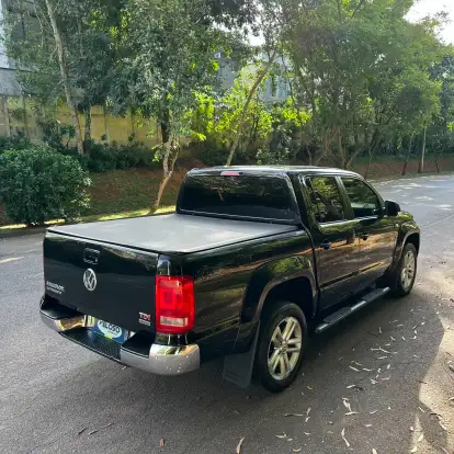 VOLKSWAGEN-AMAROK-2013