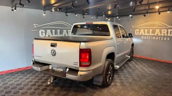 VOLKSWAGEN-AMAROK-2013