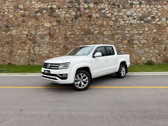 VOLKSWAGEN-AMAROK-2018