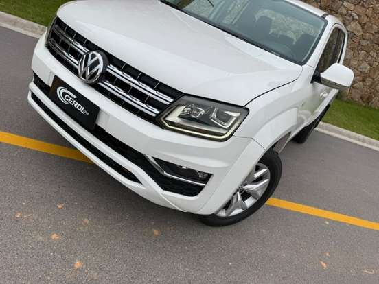 VOLKSWAGEN-AMAROK-2018