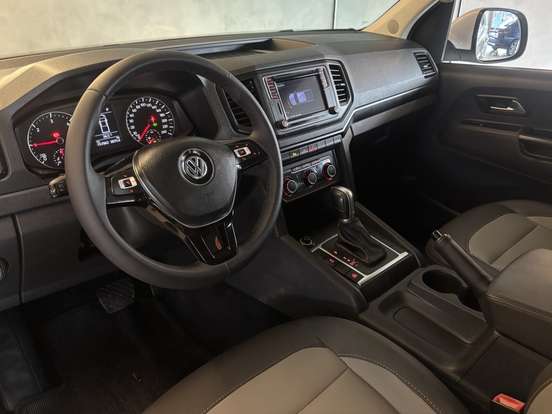 VOLKSWAGEN-AMAROK-2.0 TRENDLINE 4X4 CD 16V TURBO INTERCOOLER DIESEL 4P AUTOMÁTICO VOLKSWAGEN-AMAROK-2018
