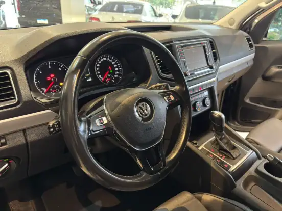 VOLKSWAGEN-AMAROK-2019