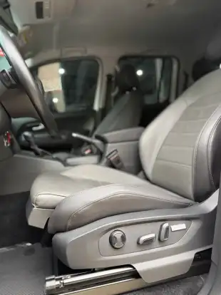 VOLKSWAGEN-AMAROK-2024