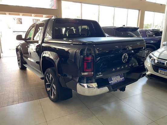 VOLKSWAGEN-AMAROK-2025