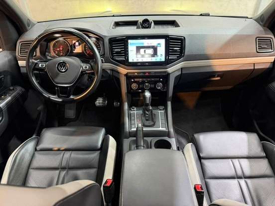 VOLKSWAGEN-AMAROK-2024