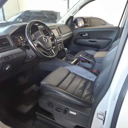 VOLKSWAGEN-AMAROK-2019