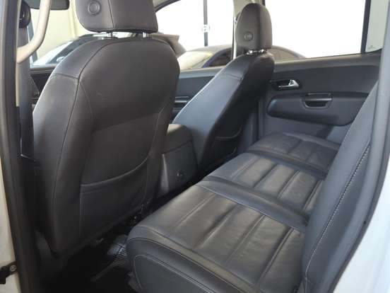 VOLKSWAGEN-AMAROK-3.0 V6 TDI DIESEL HIGHLINE CD 4MOTION AUTOMÁTICO VOLKSWAGEN-AMAROK-2019