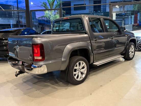 VOLKSWAGEN-AMAROK-2019