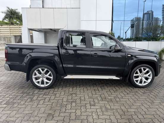 VOLKSWAGEN-AMAROK-2019