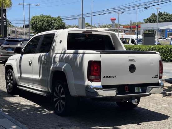 VOLKSWAGEN-AMAROK-2019