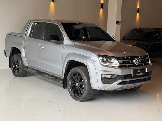 VOLKSWAGEN-AMAROK-2023