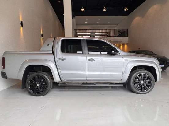 VOLKSWAGEN-AMAROK-2023