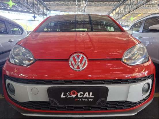 VOLKSWAGEN-CROSS UP-2016