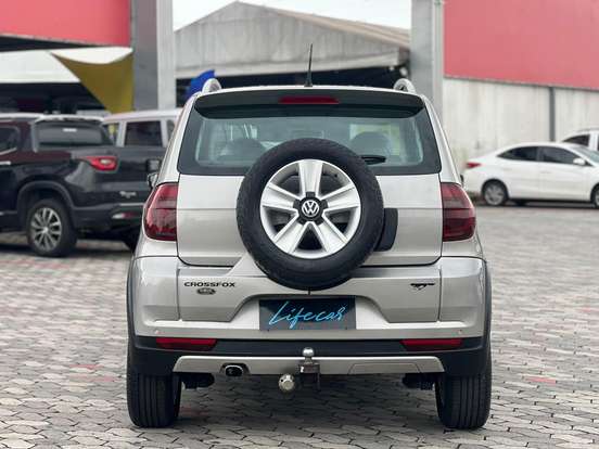 VOLKSWAGEN-CROSSFOX-1.6 MI FLEX 8V 4P MANUAL VOLKSWAGEN-CROSSFOX-2010