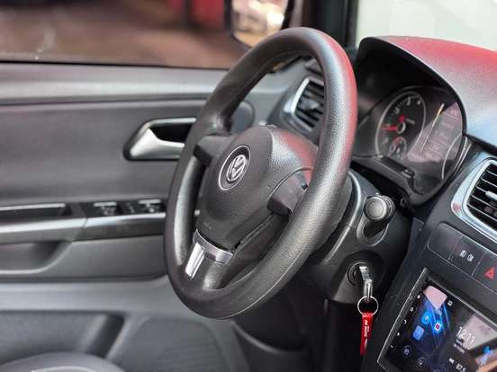 VOLKSWAGEN-CROSSFOX-1.6 MI FLEX 8V 4P MANUAL VOLKSWAGEN-CROSSFOX-2010