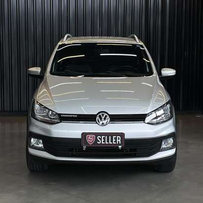 VOLKSWAGEN-CROSSFOX-2017