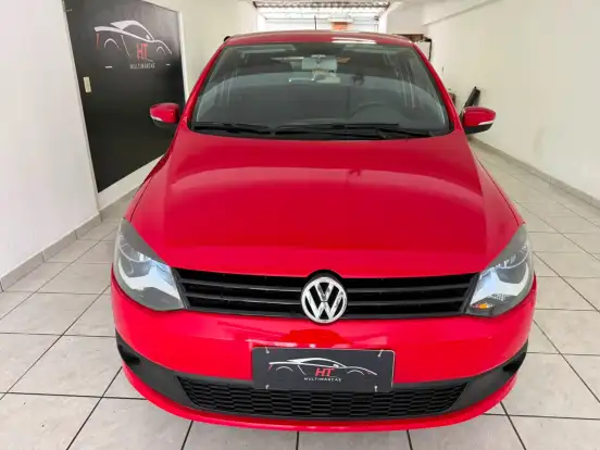 VOLKSWAGEN-FOX-2014