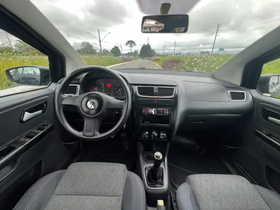 VOLKSWAGEN-FOX-1.0 MI 8V FLEX 4P MANUAL VOLKSWAGEN-FOX-2012