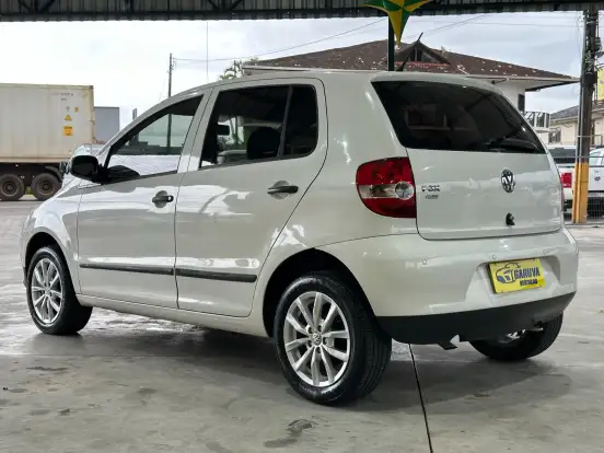 VOLKSWAGEN-FOX-1.0 MI CITY 8V FLEX 4P MANUAL VOLKSWAGEN-FOX-2009