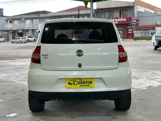 VOLKSWAGEN-FOX-1.0 MI CITY 8V FLEX 4P MANUAL VOLKSWAGEN-FOX-2009