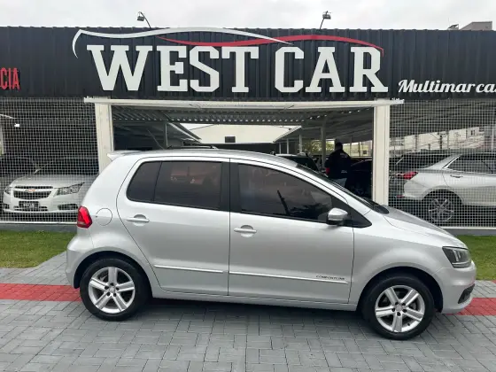 VOLKSWAGEN FOX 1.0 MI COMFORTLINE 8V FLEX 4P MANUAL