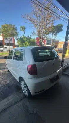 VOLKSWAGEN-FOX-2012