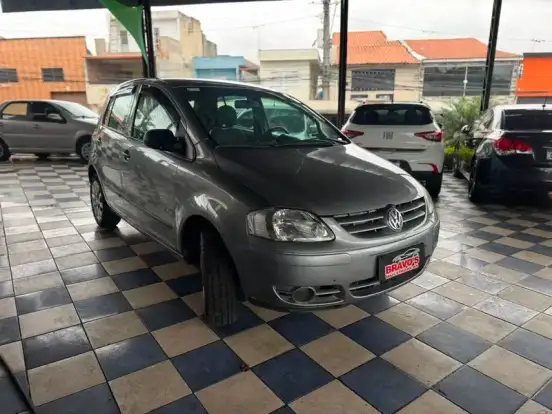 VOLKSWAGEN-FOX-2006