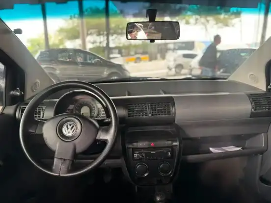 VOLKSWAGEN-FOX-2006