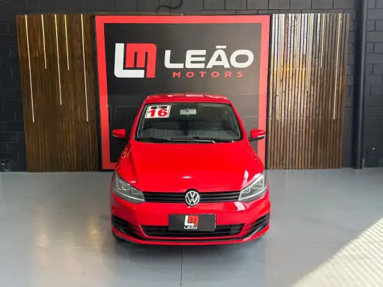 VOLKSWAGEN-FOX-2015