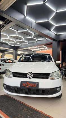 VOLKSWAGEN-FOX-2011