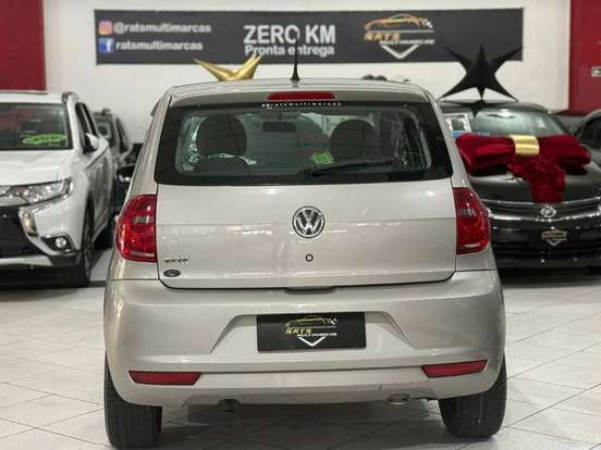 VOLKSWAGEN-FOX-1.0 MI 8V FLEX 4P MANUAL VOLKSWAGEN-FOX-2013