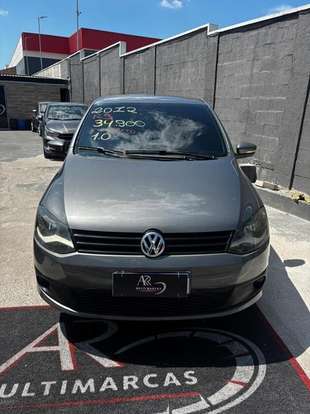 VOLKSWAGEN-FOX-2011
