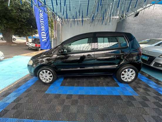 VOLKSWAGEN-FOX-2009