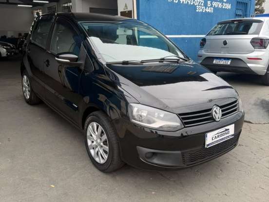 VOLKSWAGEN-FOX-2012
