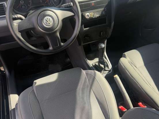 VOLKSWAGEN-FOX-2012