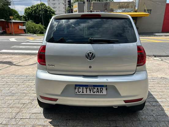 VOLKSWAGEN-FOX-2013