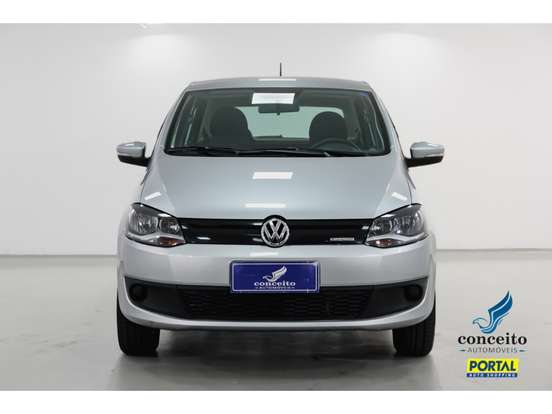 VOLKSWAGEN-FOX-2013
