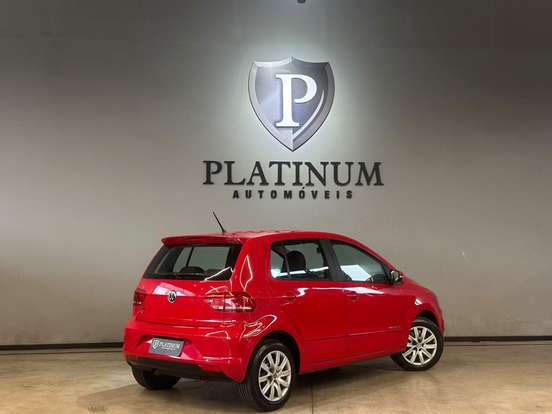 VOLKSWAGEN-FOX-1.0 MI COMFORTLINE 8V FLEX 4P MANUAL VOLKSWAGEN-FOX-2015