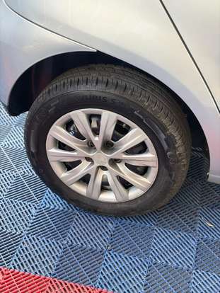 VOLKSWAGEN-FOX-2007