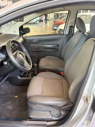 VOLKSWAGEN-FOX-2007