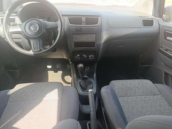 VOLKSWAGEN-FOX-1.0 MI TREND 8V FLEX 4P MANUAL VOLKSWAGEN-FOX-2012