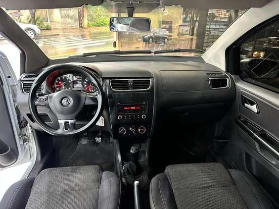 VOLKSWAGEN-FOX-1.0 MI TREND 8V FLEX 4P MANUAL VOLKSWAGEN-FOX-2012