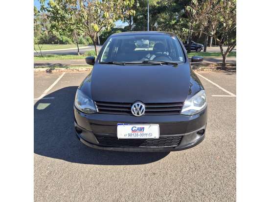 VOLKSWAGEN-FOX-2010