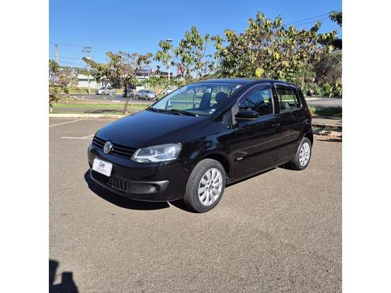 VOLKSWAGEN-FOX-1.0 MI TREND 8V FLEX 4P MANUAL VOLKSWAGEN-FOX-2010