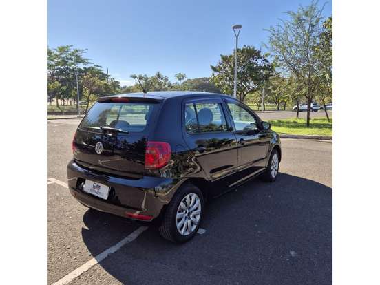 VOLKSWAGEN-FOX-2010